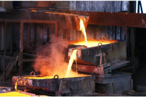 What is the reason for the difference in the performance of iron castings?